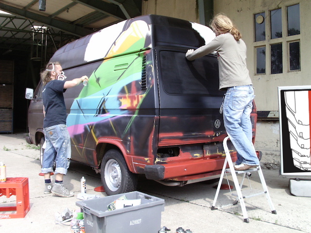 T3 Graffiti Fotobus VW BusChecker get n ready