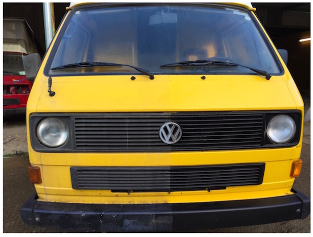 VW Bus Händler kaufen günstig und bereiten die Fahrzeuge auf