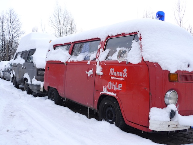 VW Bus T2 kaufen mit dem BusChecker unsere T2b Feuerwehr im Schnee