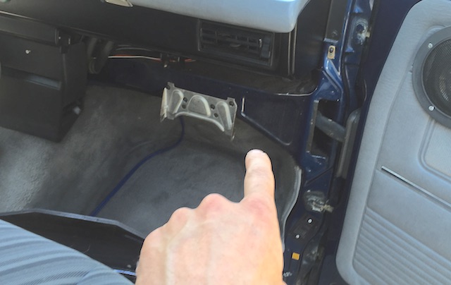 VW Bus T3 Wassereinbruch hinter der Handschuhfach