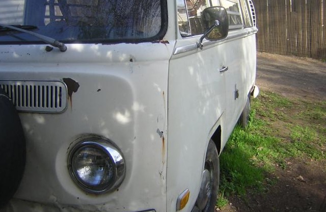 VW Bus T2a Front schlecht reparierter Unfallschaden