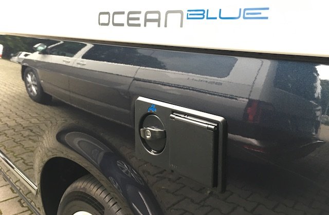 Test VW Bus T6 ocean blue