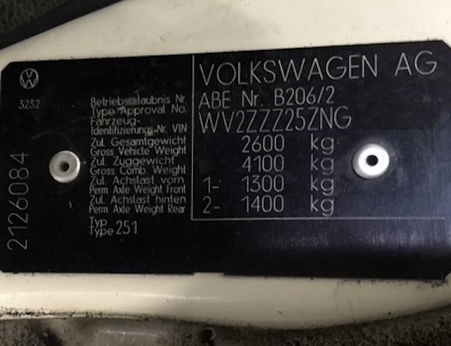 Typschild Volkswagen Original Rechte beim Rechteinhaber Volkswagen AG